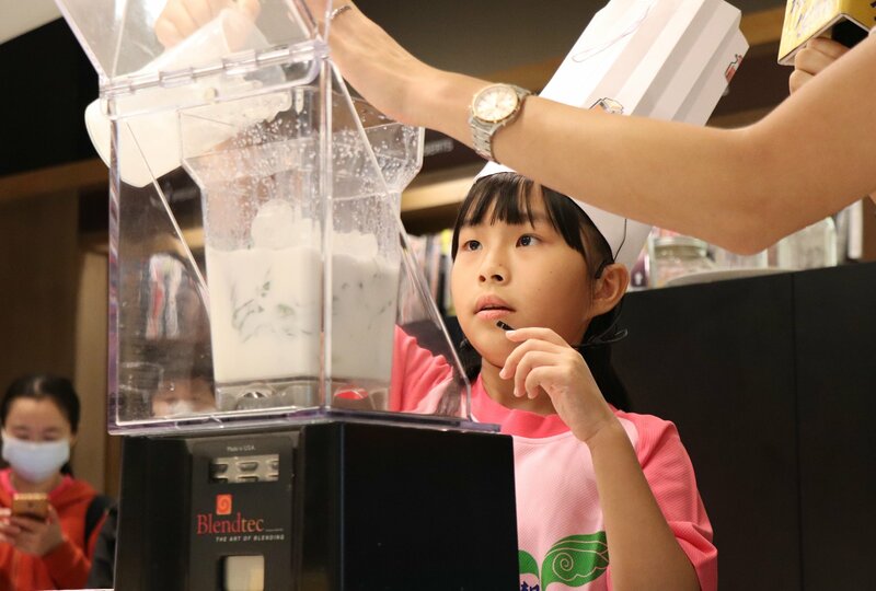 校田裡的跨域整合課—香草料理大賽，小朋友當食神